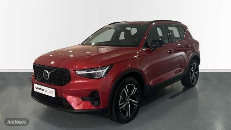 Volvo XC40 XC40 Plus, B3 Mild hybrid, Gasolina, Dark de 2025 con 24.400 Km por 37.500 EUR. en Valencia