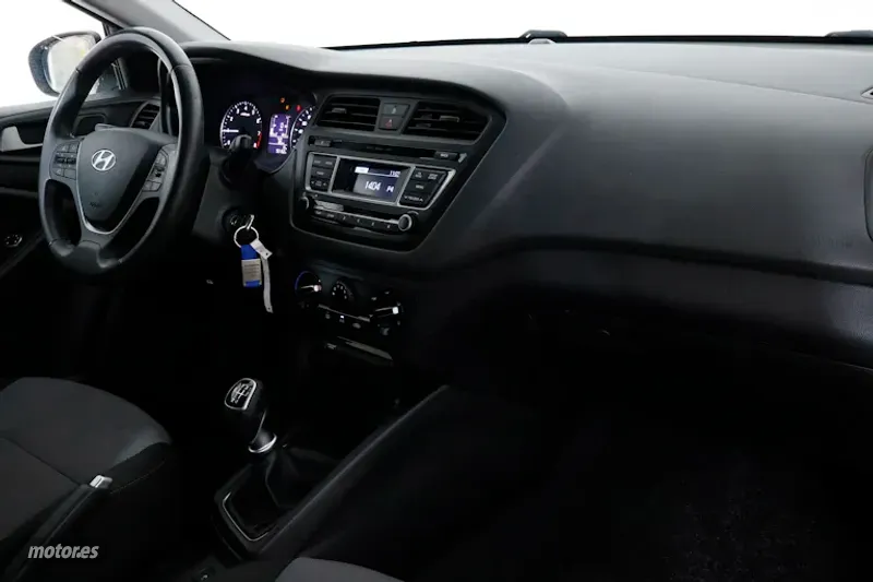 Hyundai i20 - foto 12