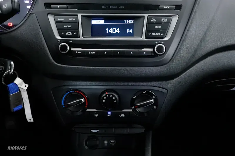 Hyundai i20 - foto 15