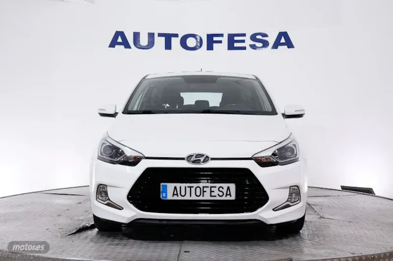 Hyundai i20 - foto 2