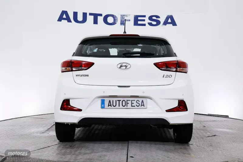 Hyundai i20 - foto 6