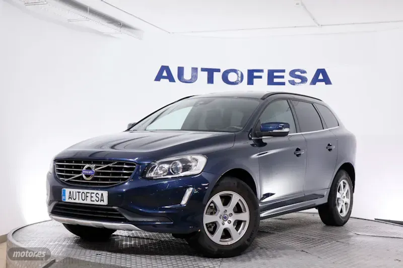 Volvo XC 60 D4 163CV MOMENTUM AUTO 5P # PARKTRONIC, BLUETOOTH de 2013 con 119.400 Km por 15.950 EUR....