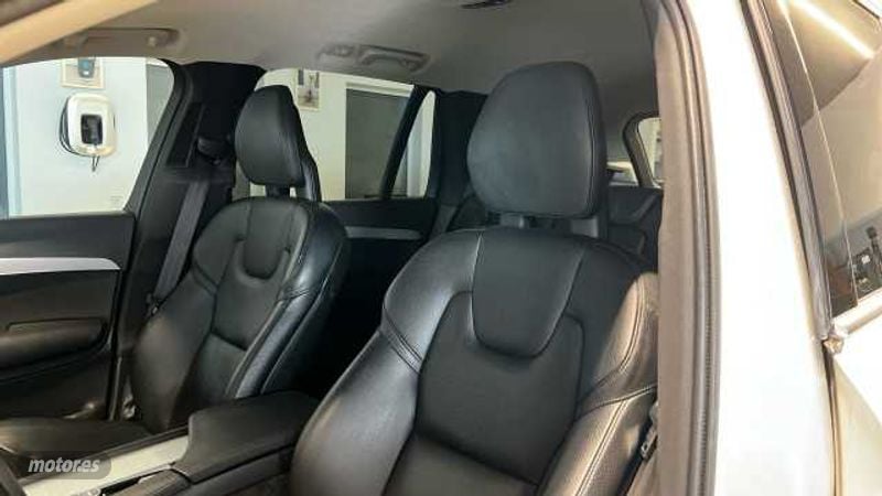 Volvo XC 90 - foto 8