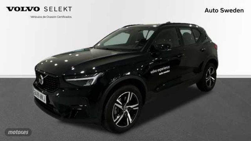 Volvo XC40 XC40 B3 GASOLINA PLUS DARK de 2025 con 28.900 Km por 37.500 EUR. en Valencia