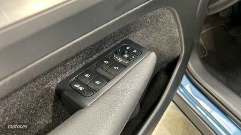 Volvo XC40 - foto 21