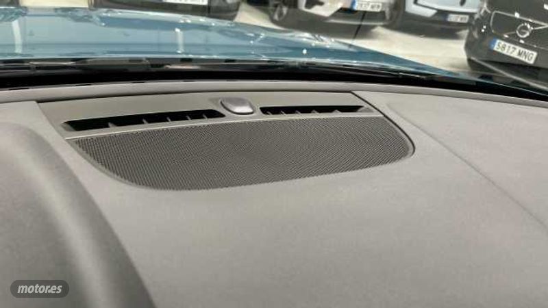 Volvo XC40 - foto 22