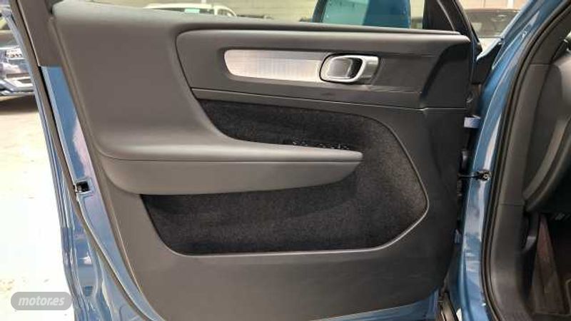 Volvo XC40 - foto 25