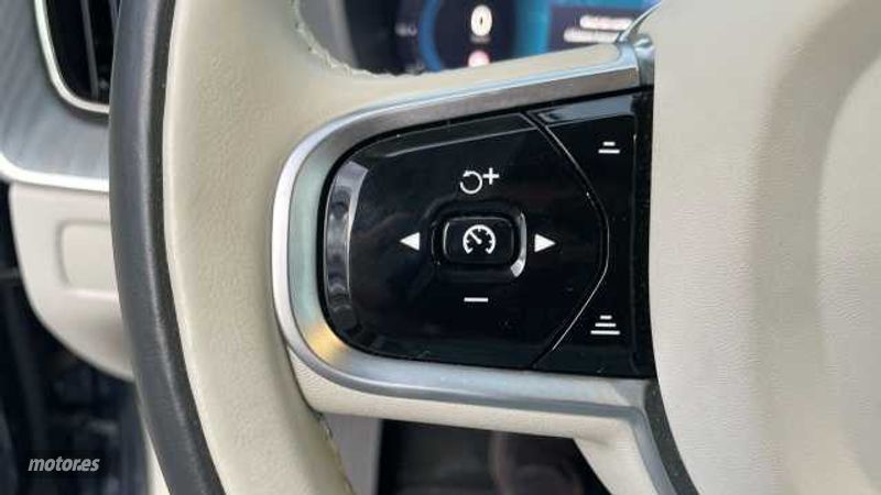 Volvo XC 60 - foto 18