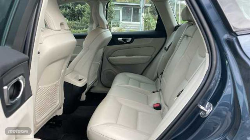 Volvo XC 60 - foto 6