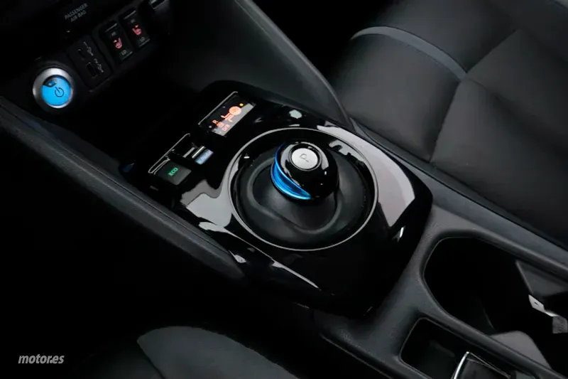 Nissan Leaf - foto 13