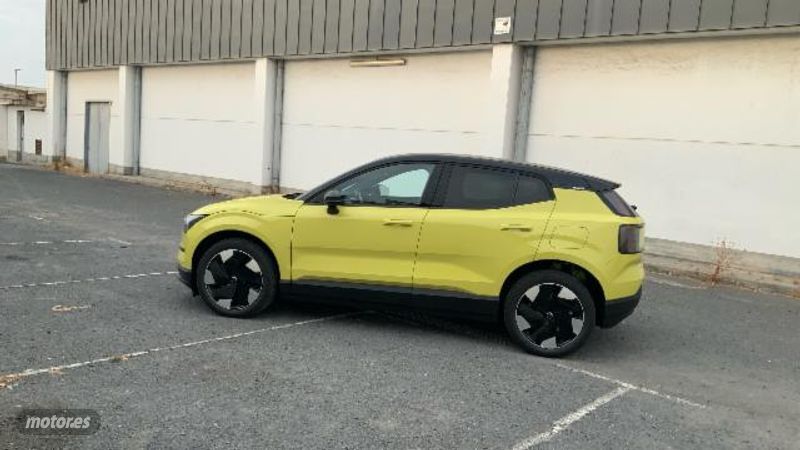 Volvo EX30 - foto 21