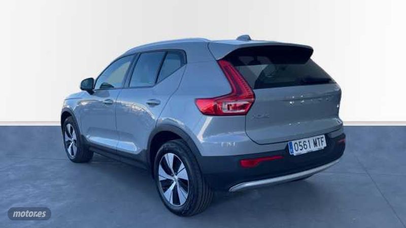 Volvo XC40 - foto 2