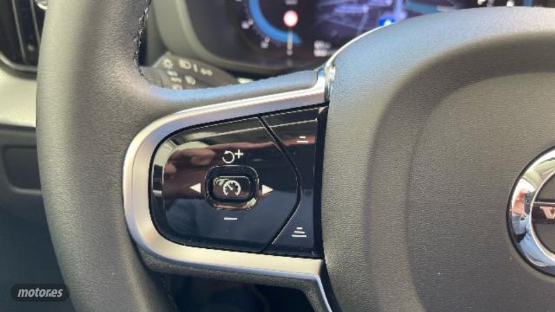 Volvo XC 60 - foto 11