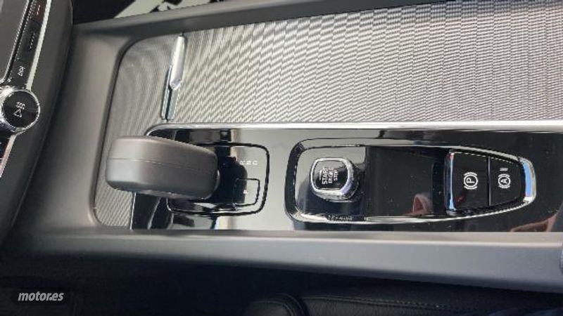 Volvo XC 60 - foto 13