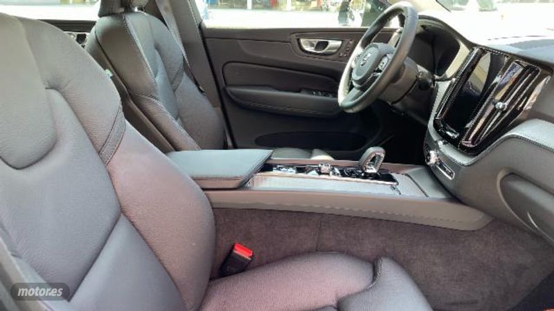 Volvo XC 60 - foto 4