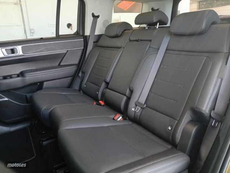 Hyundai Santa Fe - foto 12