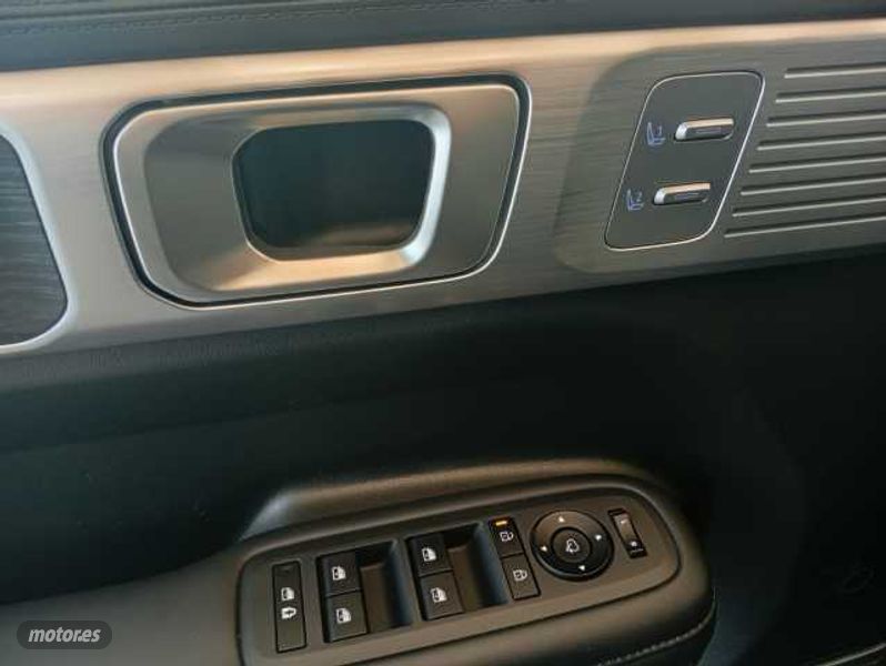 Hyundai Santa Fe - foto 48