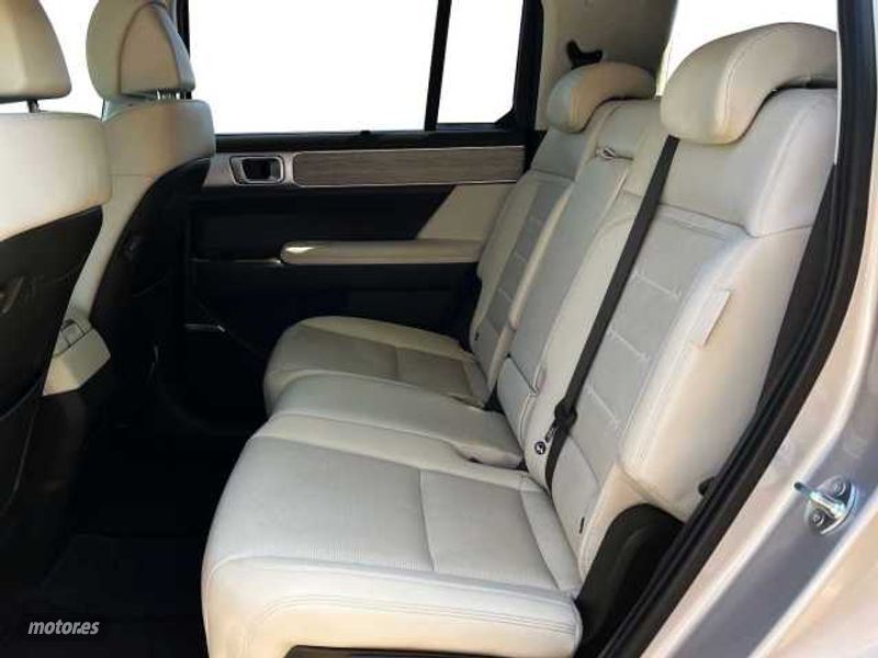 Hyundai Santa Fe - foto 7