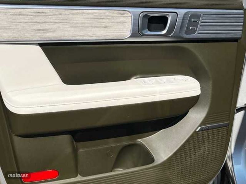 Hyundai Santa Fe - foto 8