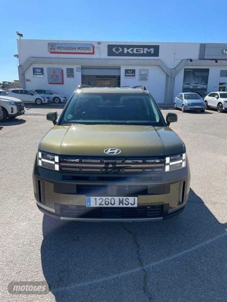 Hyundai Santa Fe Santa Fe 1.6TGDI HEV Tecno 4WD 6AT de 2024 con 7.500 Km por 50.000 EUR. en Ciudad Real