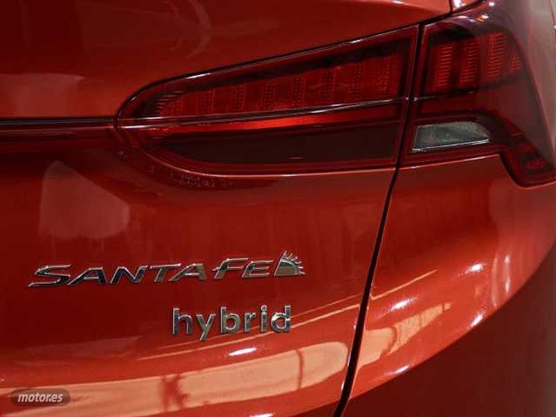 Hyundai Santa Fe - foto 11