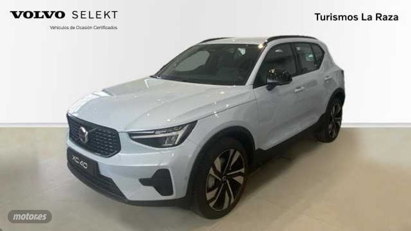 Volvo XC40 TODOTERRENO 2.0 B3 PLUS DARK AUTOMATICO 163CV 5P MILD HYBRID de 2025 con 10 Km por 44.000...