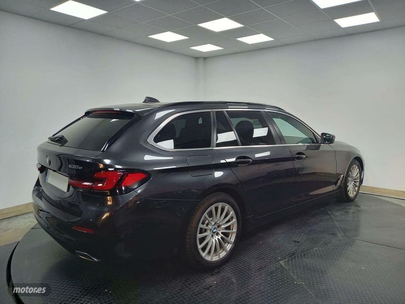 BMW Serie 5 530EA PHEV AUT - Miniatura 4