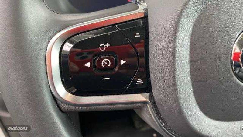 Volvo XC 90 - foto 18