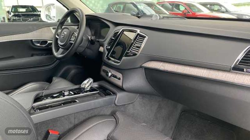 Volvo XC 90 - foto 9