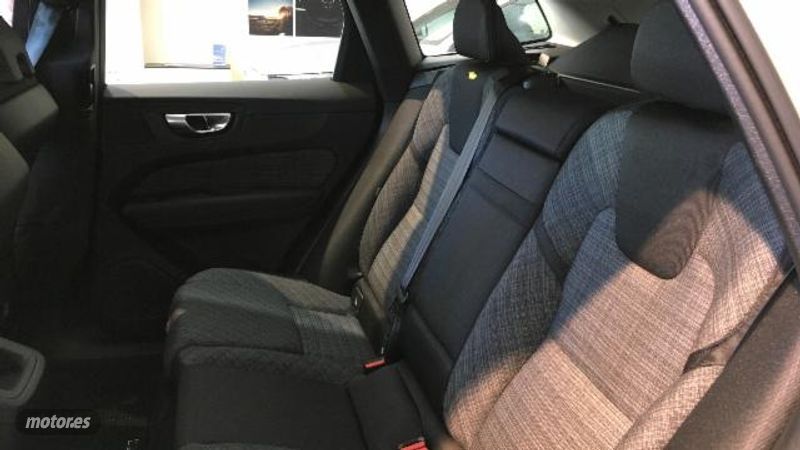 Volvo XC 60 - foto 12