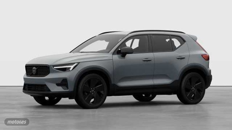 volvo xc40 2025 / 1km.