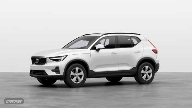 volvo xc40 2025 / 1km.