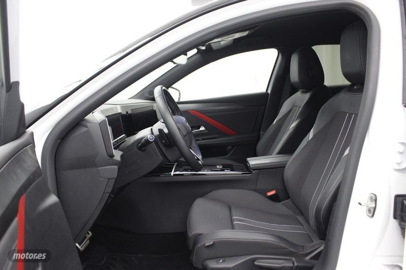 Opel Astra 1.6T PHEV 132KW GS AUTO 5P - Miniatura 7