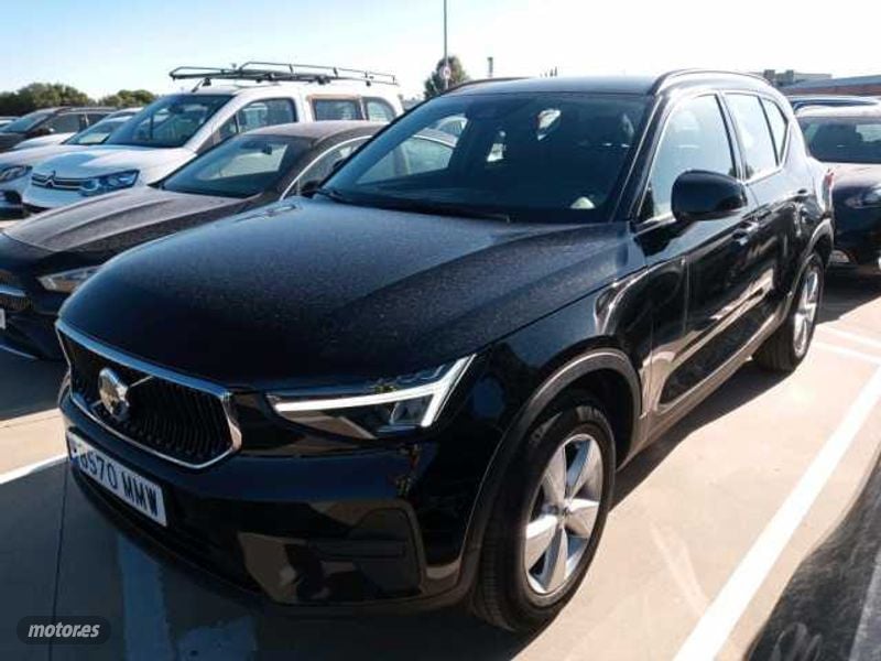 Volvo XC40 TODOTERRENO 1.5 T2 ESSENTIAL AUTOMATICO 129CV 5P de 2024 con 49.500 Km por 29.900 EUR. en...