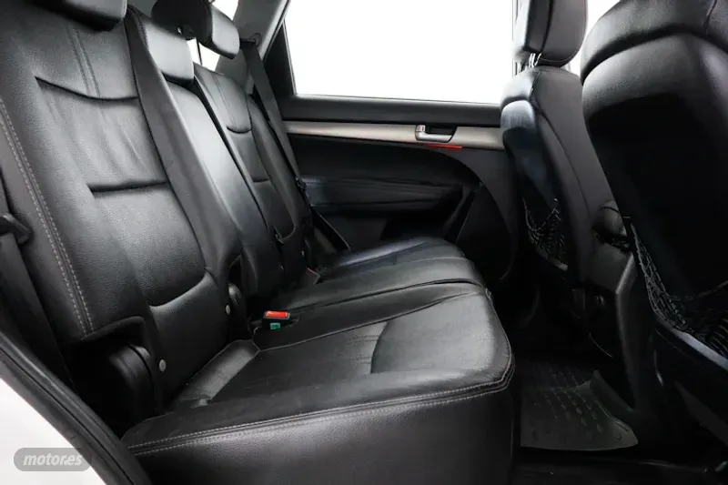 Kia Sorento - foto 21
