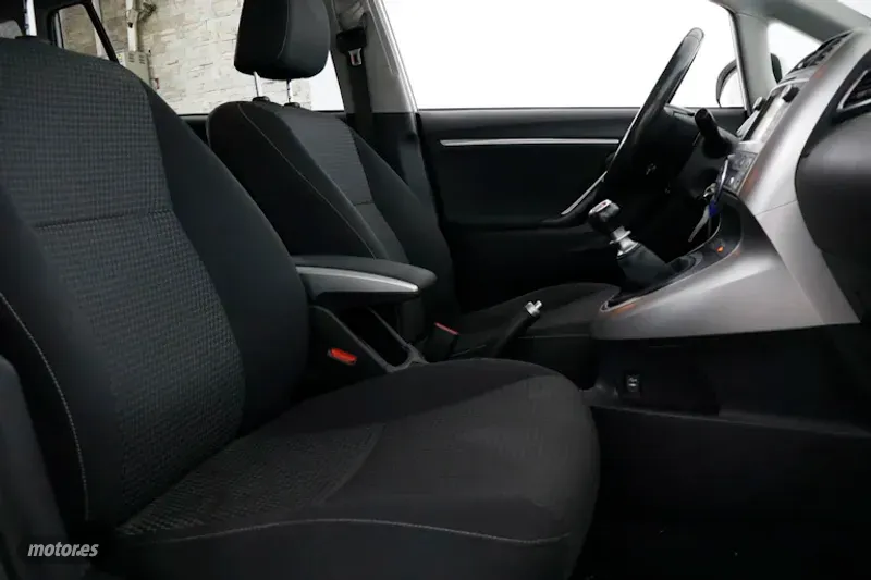 Toyota VERSO 1.8 132CV VVT-I ADVANCE 5P # TECHO PANORAMICO,  - foto 19