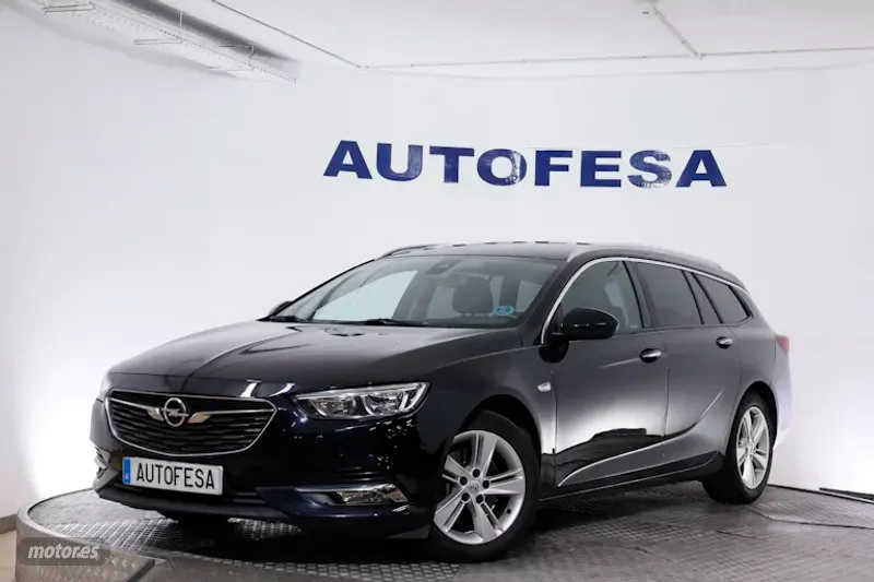 Opel Insignia SPORT TOURER 1.6 TDI 136cv ECOTEC SELECTIVE AUTO 5P S/S # NAVY, PARKTRONIC de 2018 con...