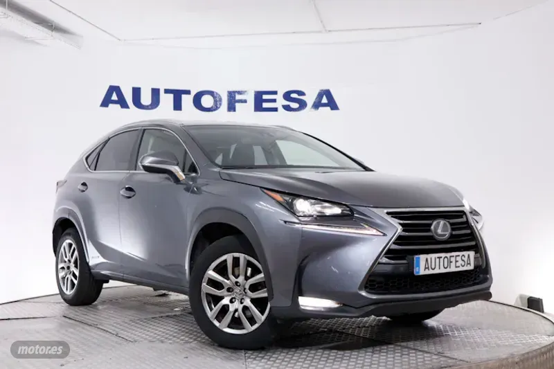 Lexus NX - foto 3