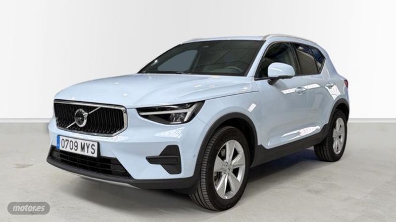 Volvo XC40 2.0 B3 (Gasolina) Momentum Core Auto (2021) 2025