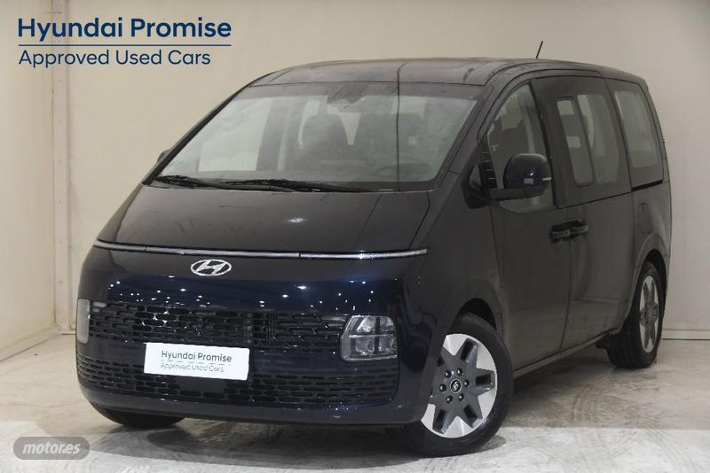 Hyundai Staria 7S 2.2 CRDI 4x4 8AT STYLE 2023
