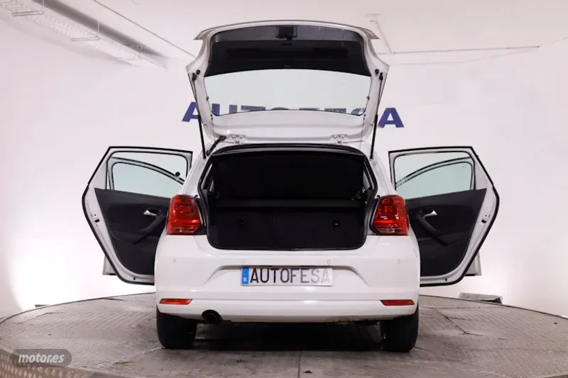 Volkswagen Polo - foto 8