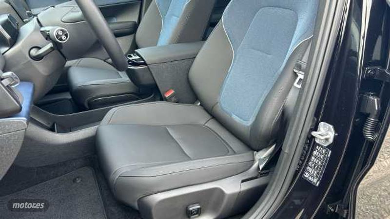 Volvo EX30 - foto 23