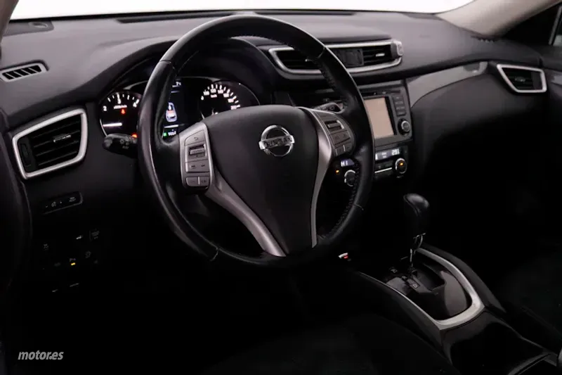 Nissan X Trail - foto 11