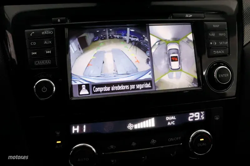 Nissan X Trail - foto 15