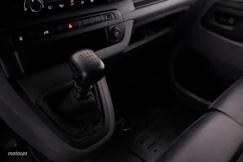 Peugeot Expert - foto 20