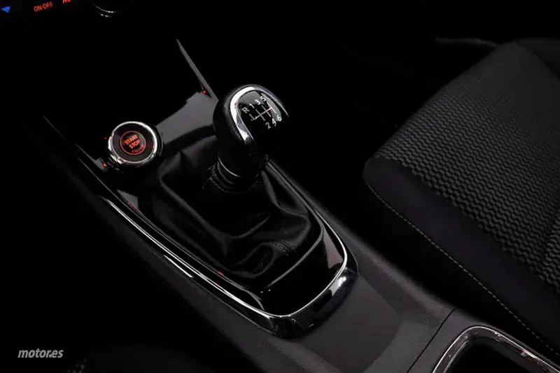 Nissan Pulsar - foto 19