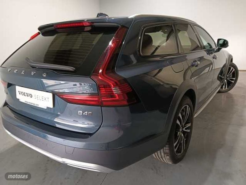 Volvo V 90