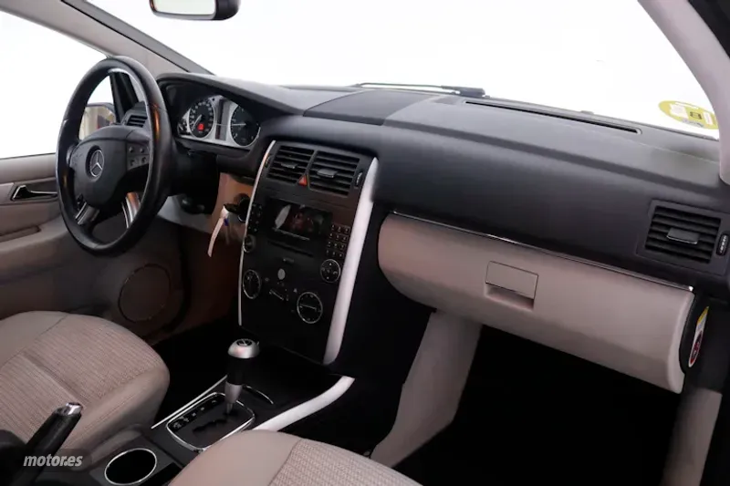 Mercedes Clase B - foto 12