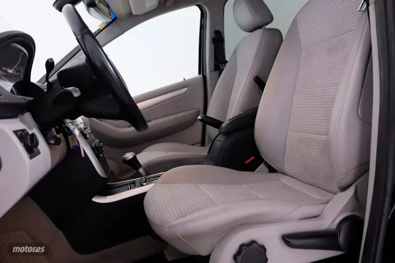 Mercedes Clase B - foto 18