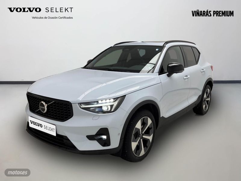 Volvo XC40 B4 (gasolina) Plus Dark Automático 2024